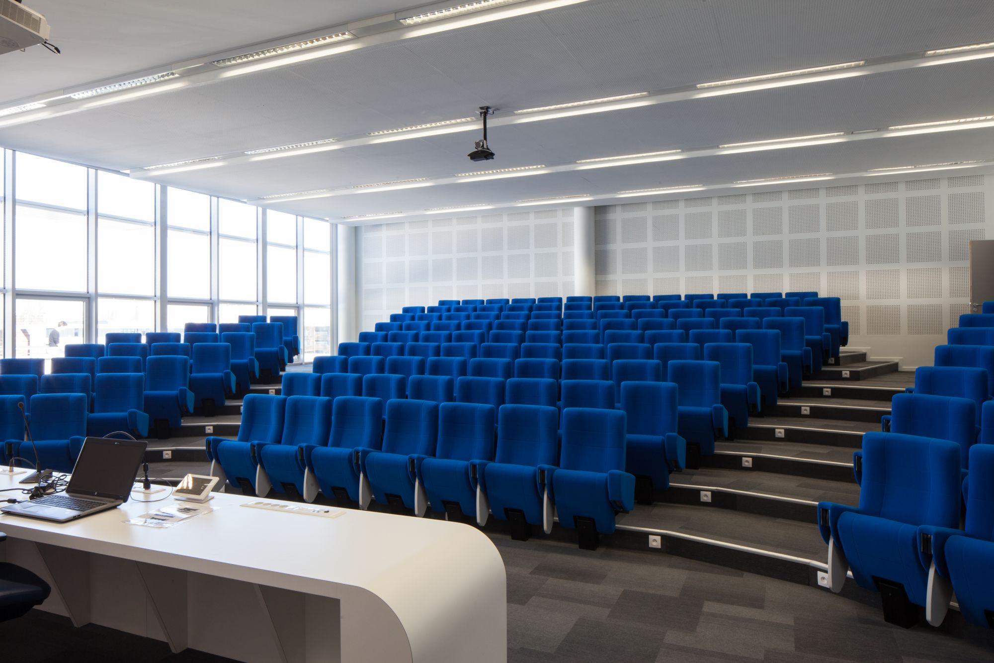 Amphith&eacute;&acirc;tre